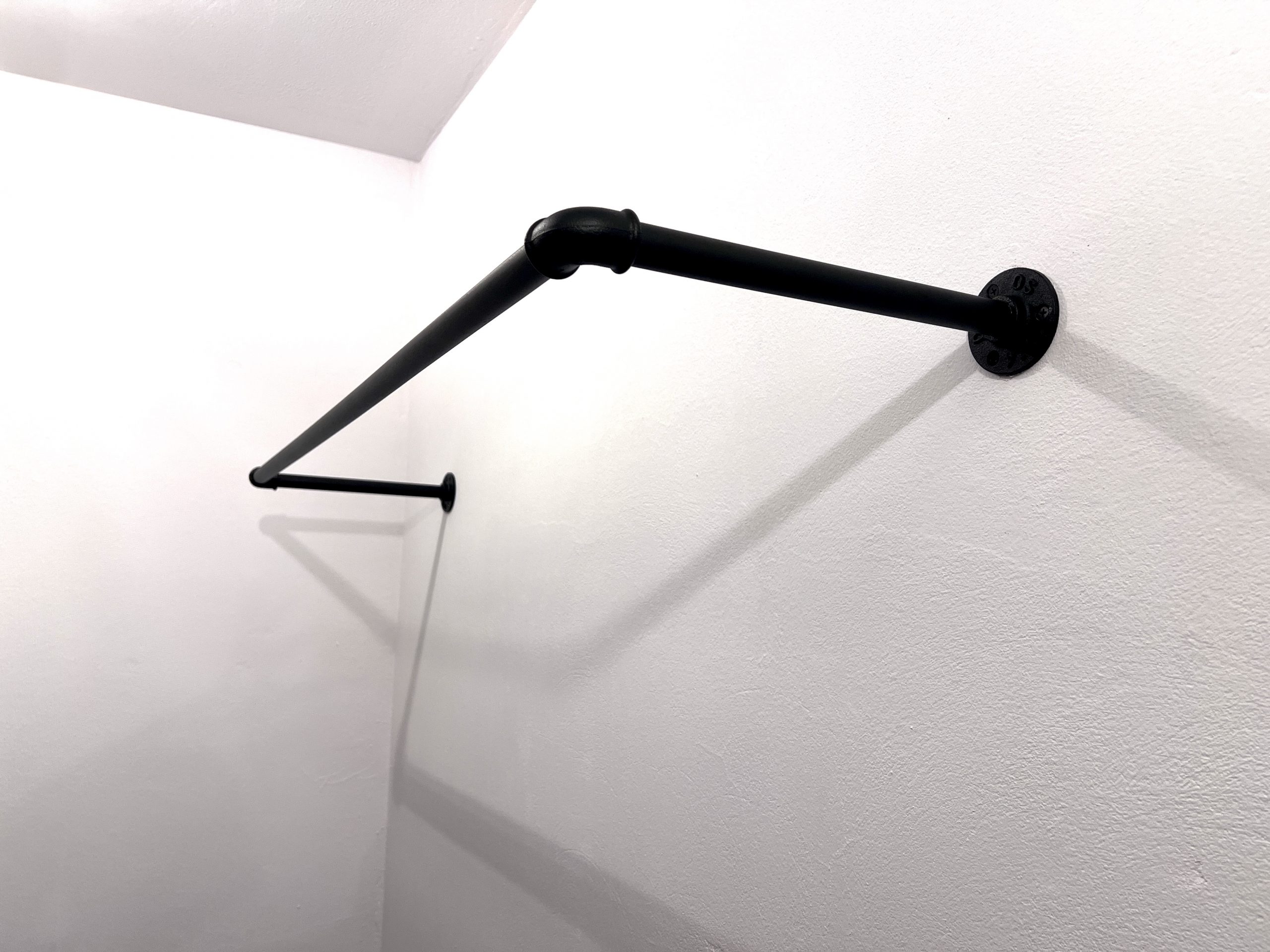 Wieszak na ubrania z rur | wieszak do garderoby | Rurka na wieszaki - obrazek 2